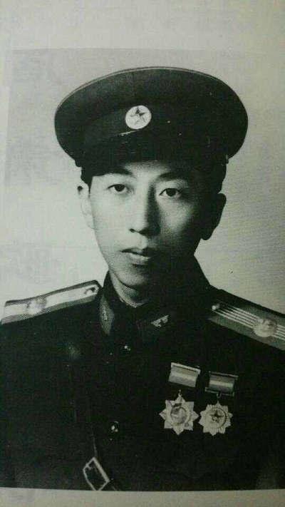 回顾艺术家阎肃:与妻子相濡以沫55年,离世后妻女和儿子对簿公堂