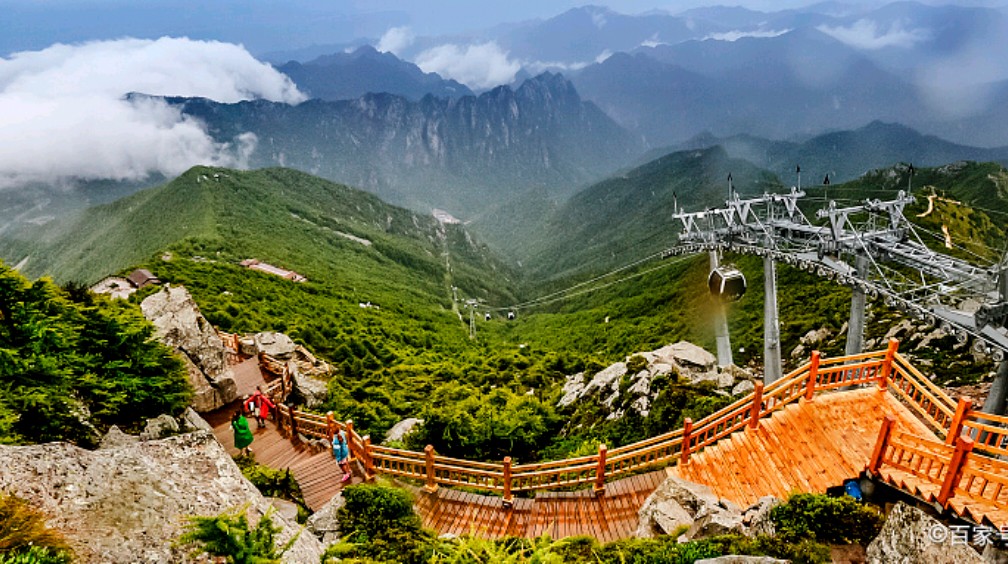 太白山的四大亮点:  1 壮丽的高山风光