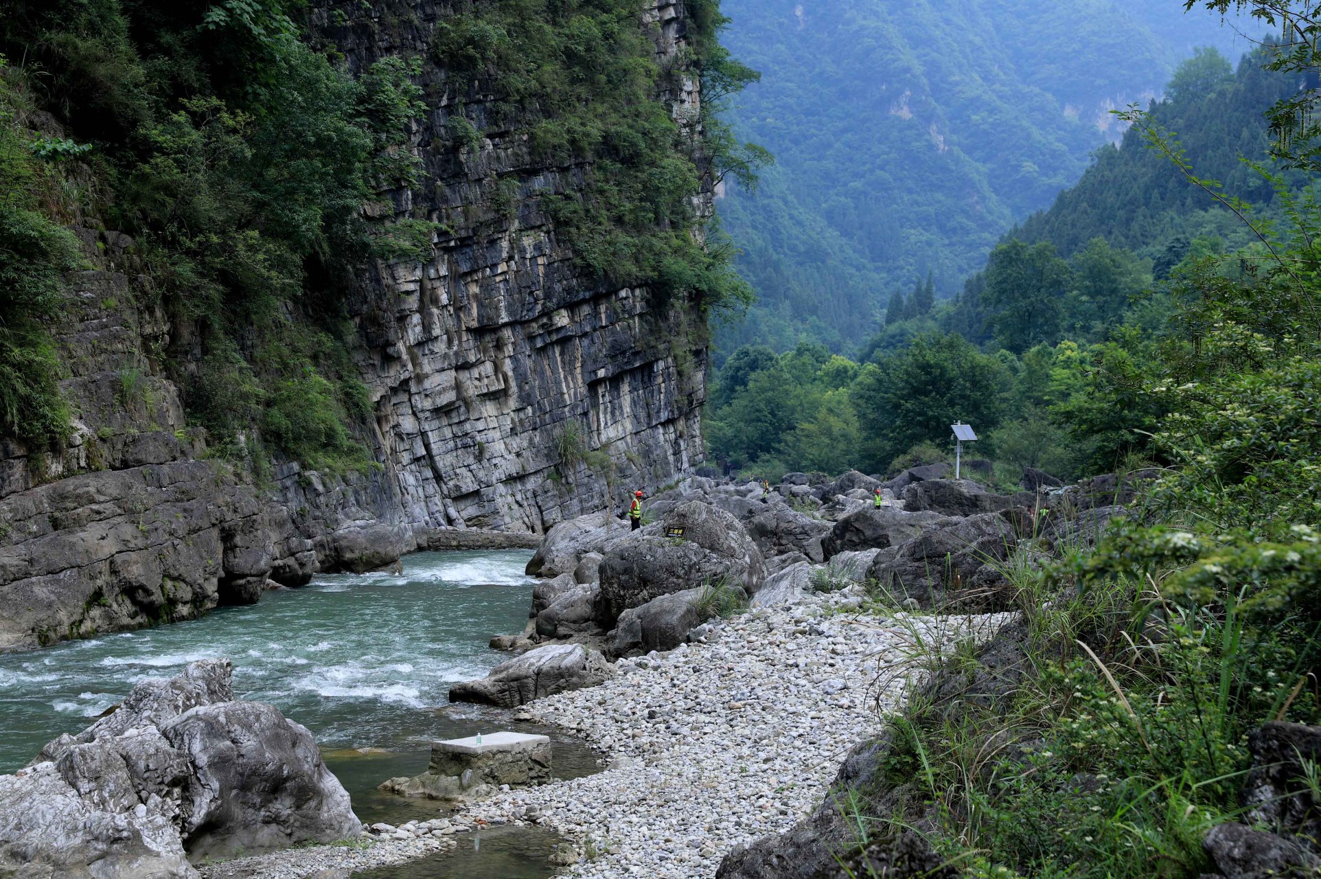 周末去哪儿玩# 周末到宜昌秭归旅游又发现一个好地方——九畹溪.