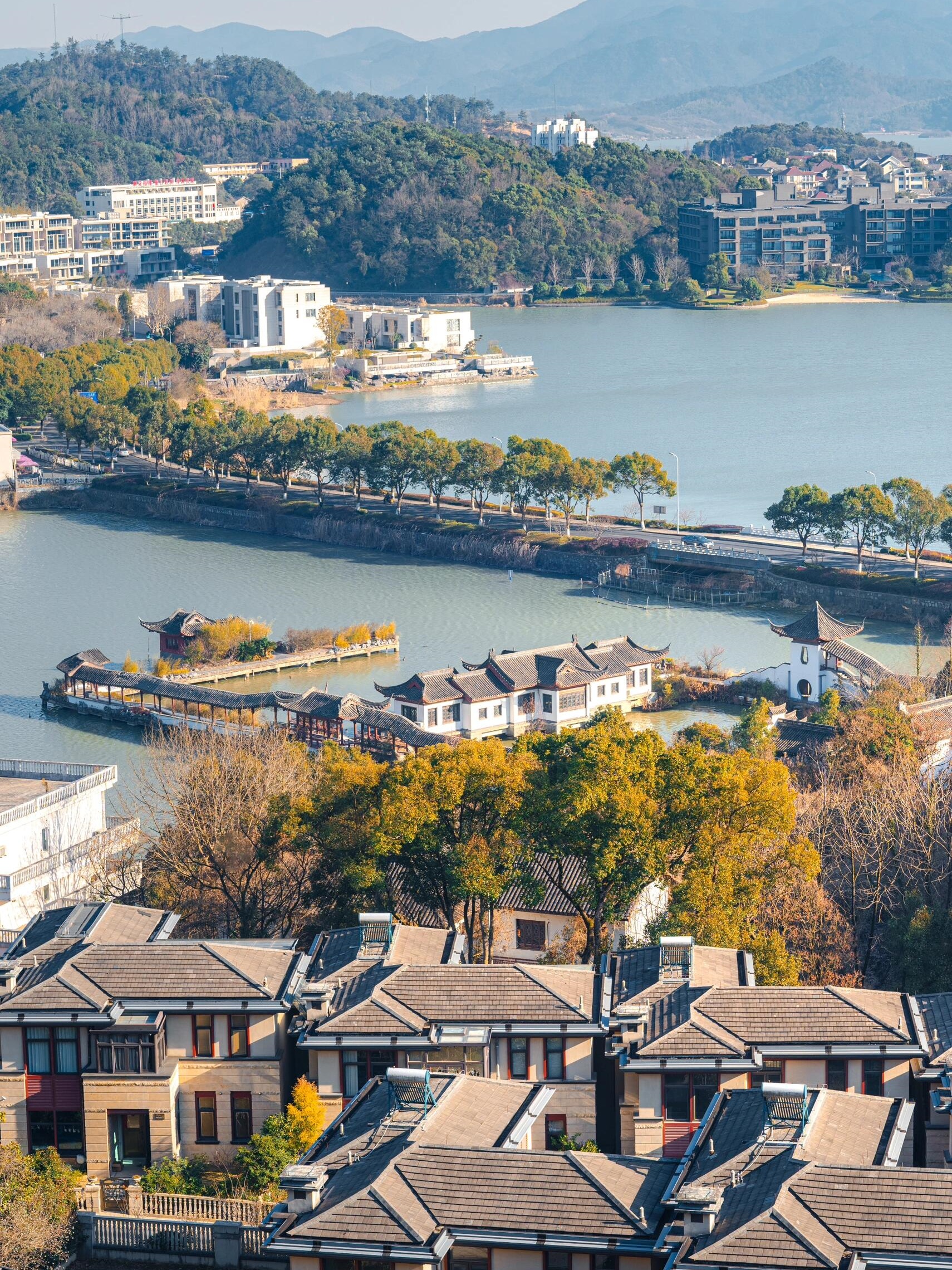 浙江宁波东钱湖景区介绍  来宁波游玩,畅享美景,我在东钱湖的探险之旅