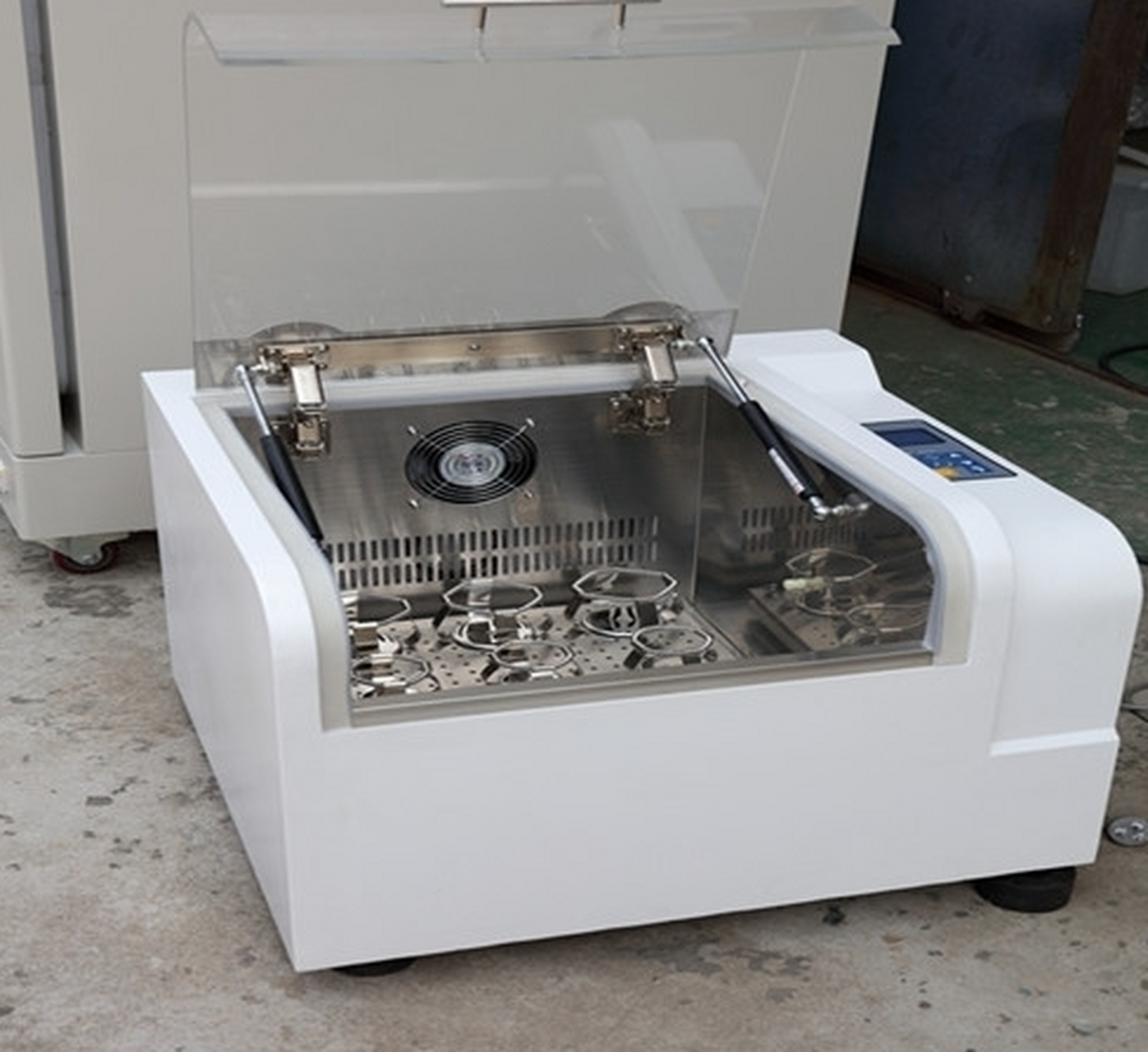 [原文:恒温培养摇床