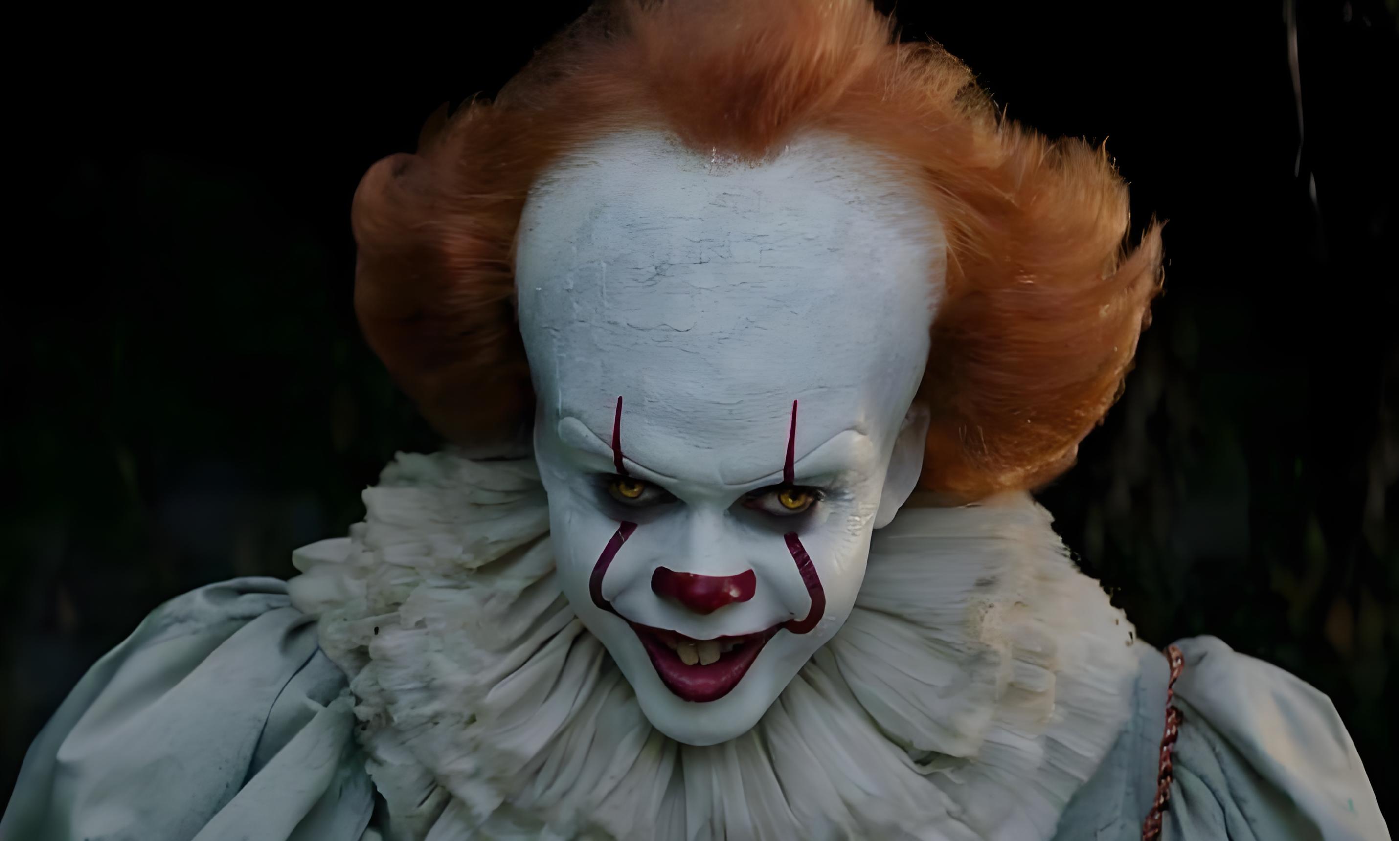 历经三次改编,经典白面小丑形象,《小丑回魂》经典上映