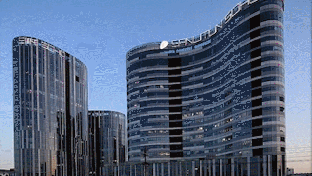 热烈欢迎泰安高新发展集团相关领导莅临北京冰镇山竹考察指导