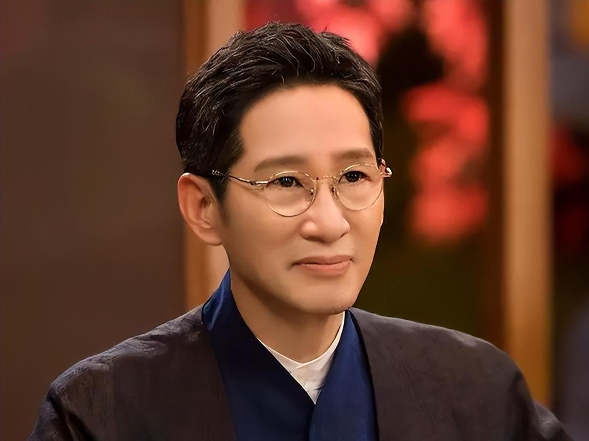 王劲松,他的一生充满了跌宕起伏,却又让人动容