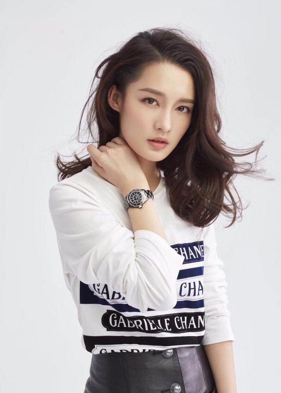 李沁与邓伦写真照