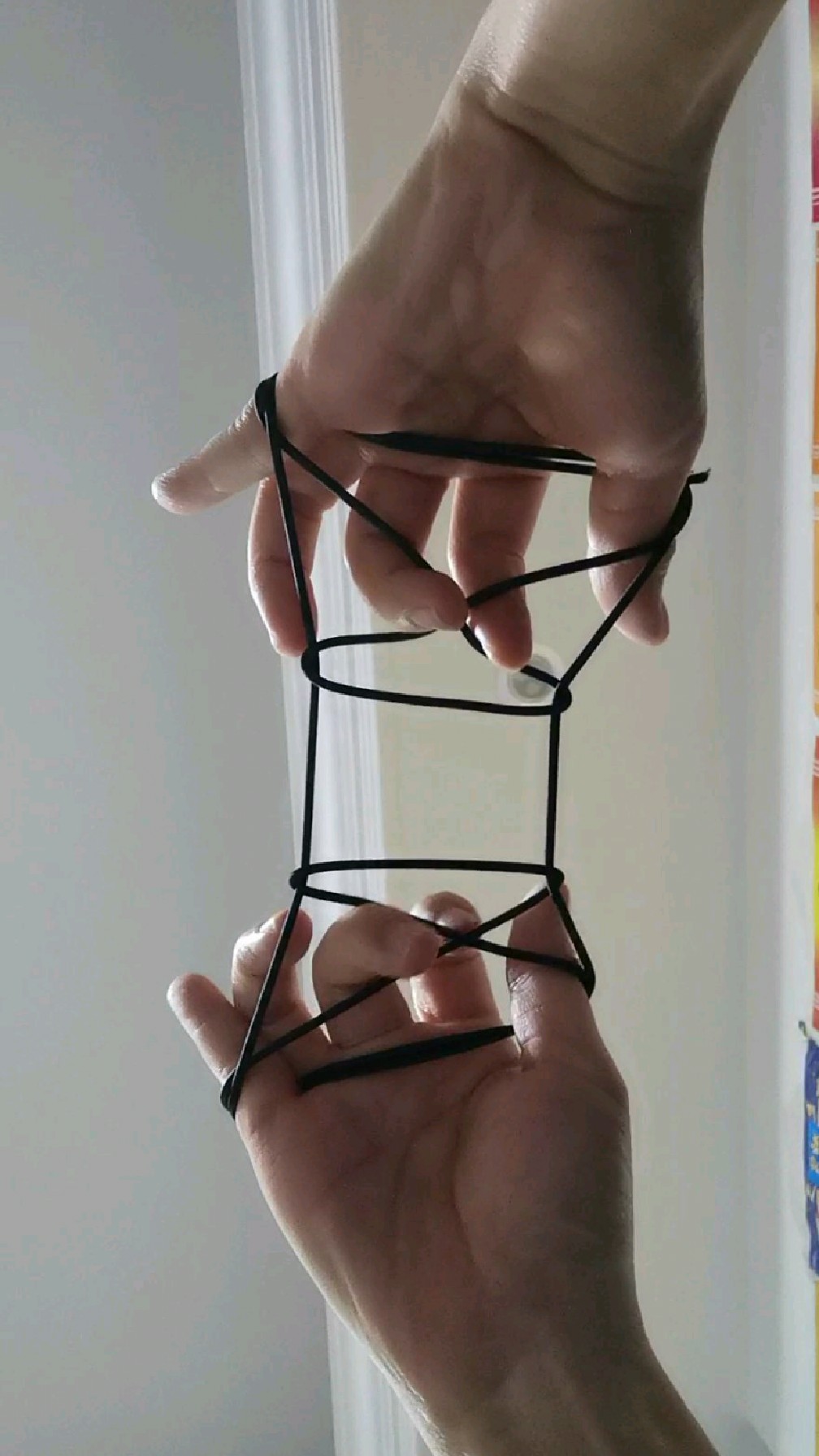 80后小时候玩过的翻花绳"软弹簧"教程,你还记得几个步骤?-度小视