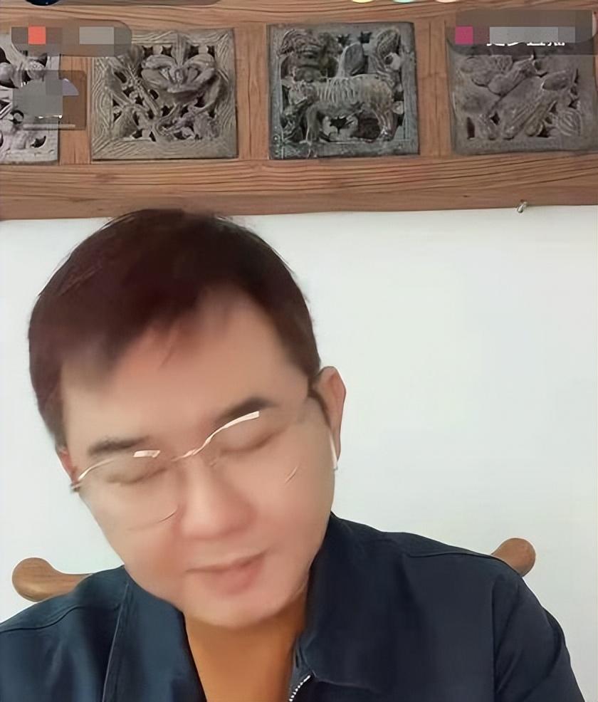 回顾情感主持人赵川:两婚两离,三婚娶小16岁娇妻,他们过得好吗