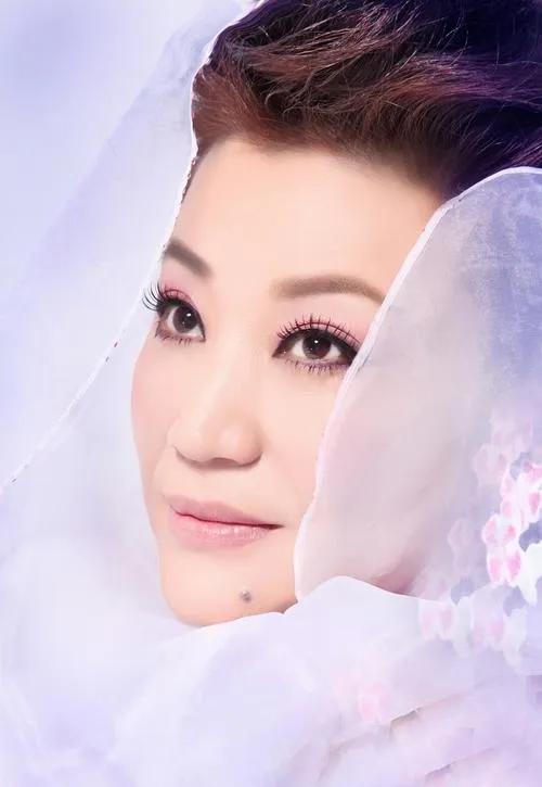 回顾小香玉:与王为念离婚后,再嫁富商,40岁高龄产子,她幸福吗