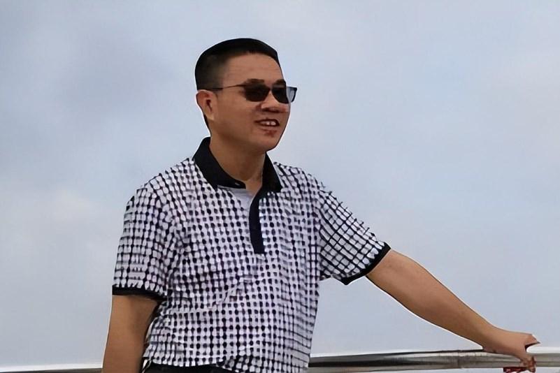 回顾"北大才子"陈生:3年分红11亿,无偿送258套别墅却