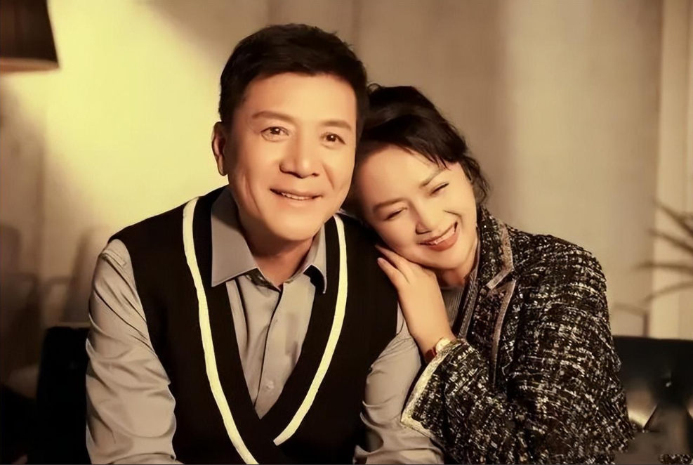 回顾茹萍:与丈夫因聚少离多而离婚,如今女儿也走上了她的老路