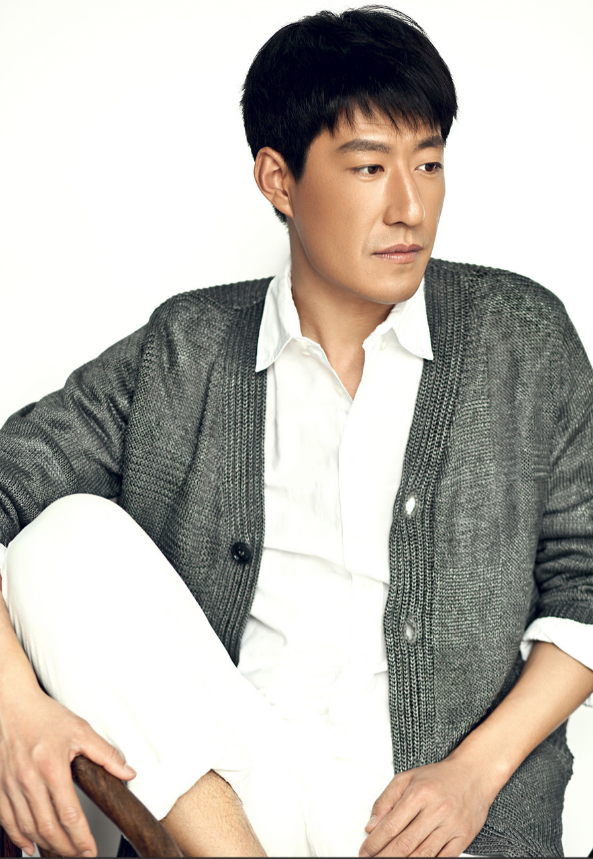 回顾著名演员于震:被前妻泼尽脏水,为何二婚妻子辛月依旧敢嫁?