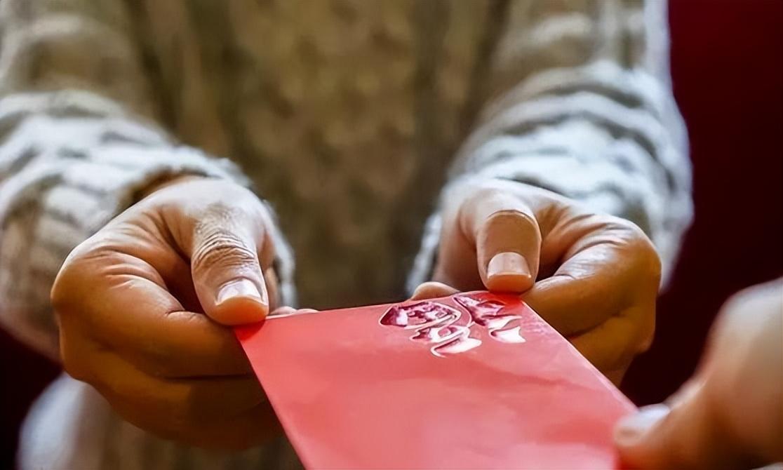 回顾四川大爷借房给同事结婚,18年后却无法索回,新房主道出真相