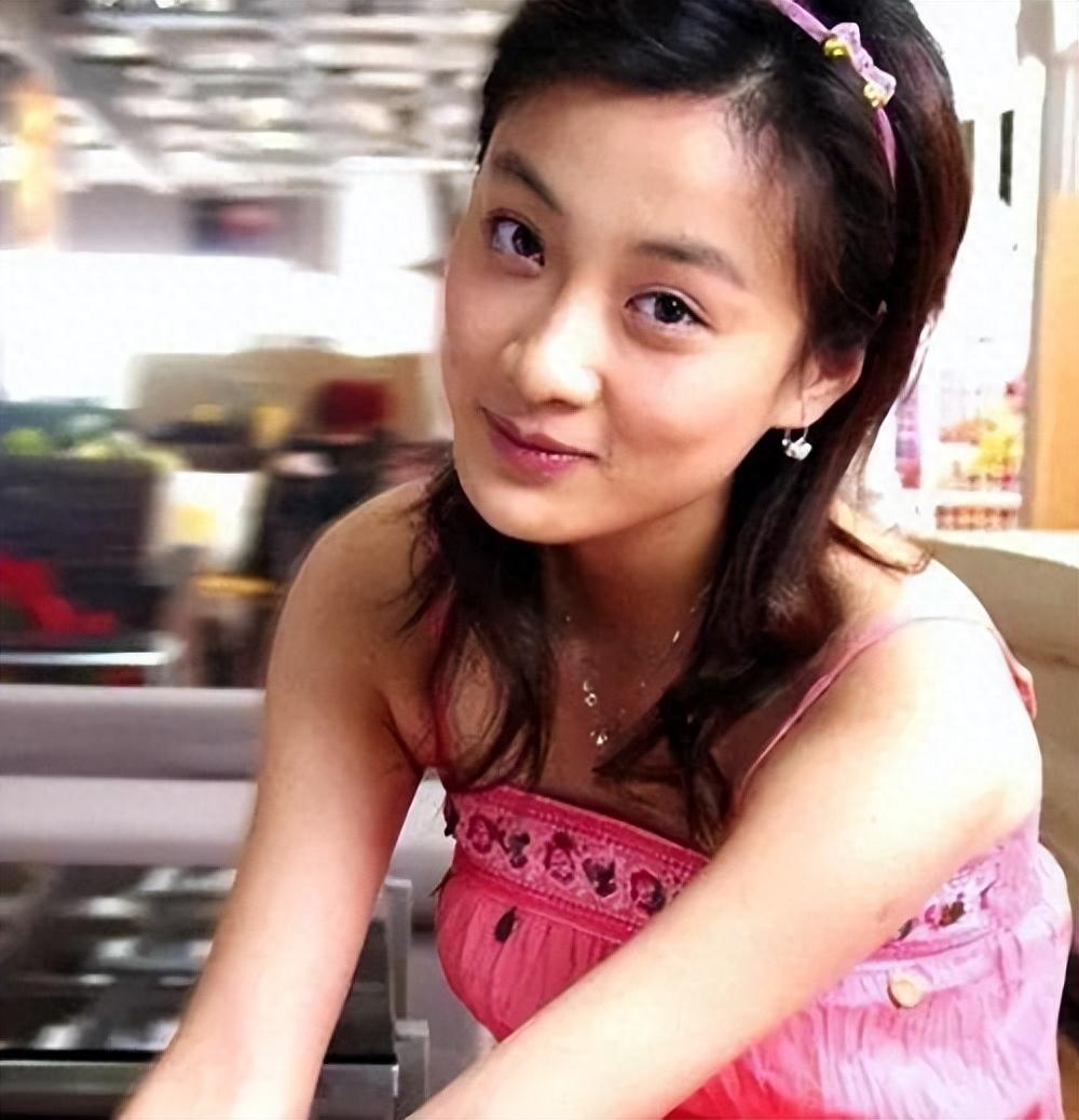 回顾徐梵溪:没有婚姻,也没孩子,男友花5亿娶李小冉她低调成全