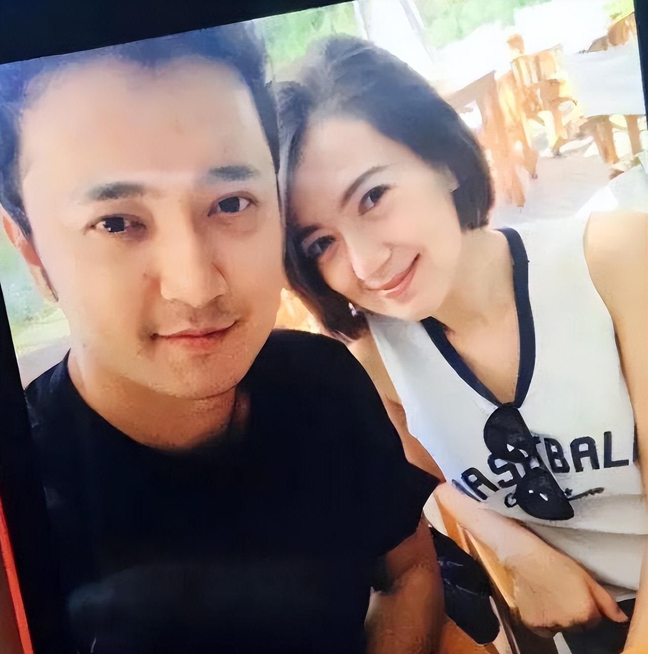 回顾尼格买提:陪同学参赛自己晋级了,陪女孩去相亲自己成了老公