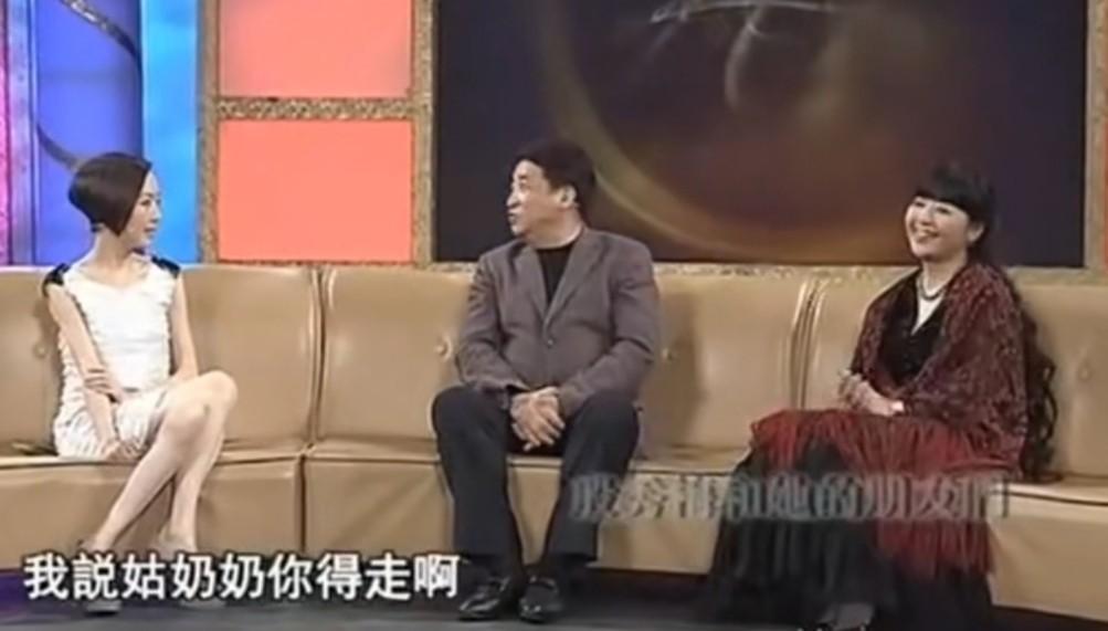 回顾殷秀梅:二婚被法国老公捧在手心,66岁无儿无女