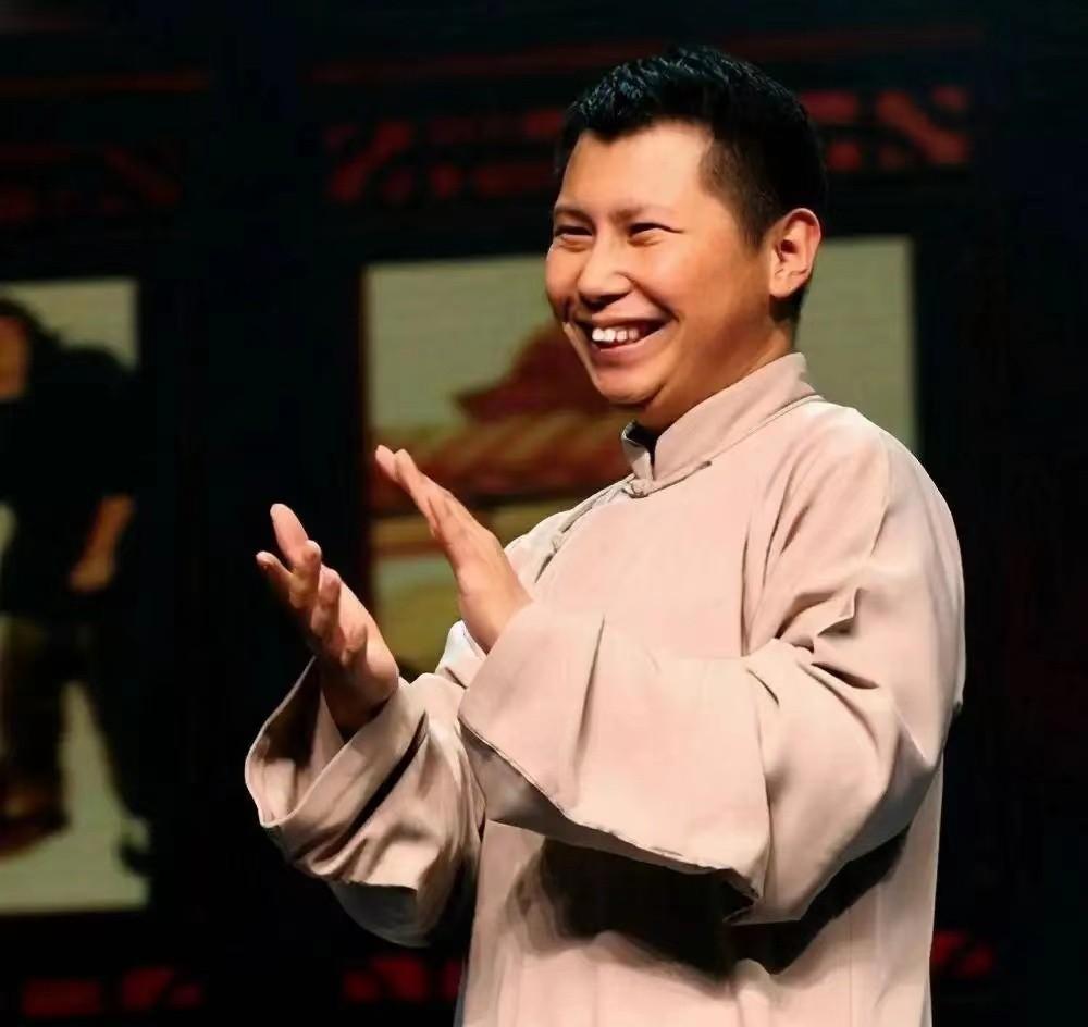 回顾:何云伟,终究为自己的"两面三刀"付出了代价