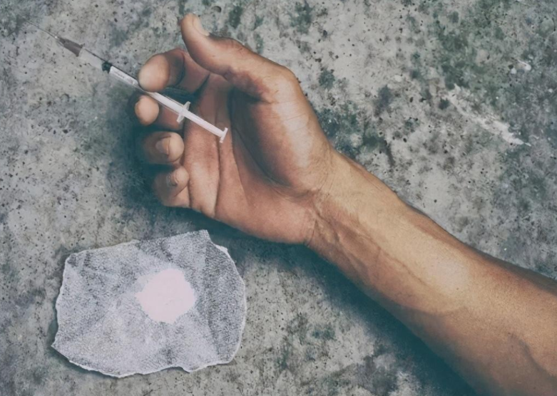 2015年毒贩落网,查获40公斤货物,被抓时却有恃无恐:我有功无罪