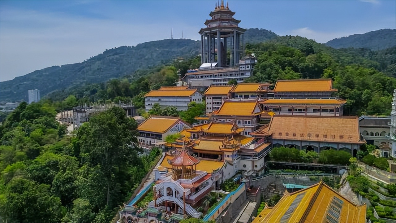 马来西亚槟城的极乐寺,东南亚地区最大的华人寺庙,来头很大!