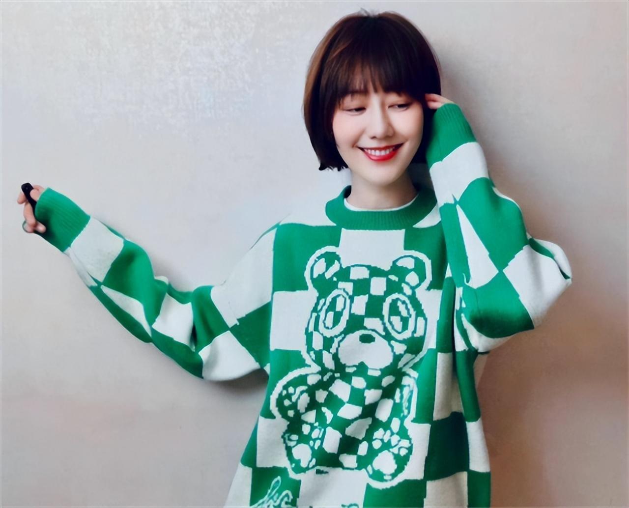 回顾央视主持人王冠:离开央视5年,今自由独立,39岁依旧单身