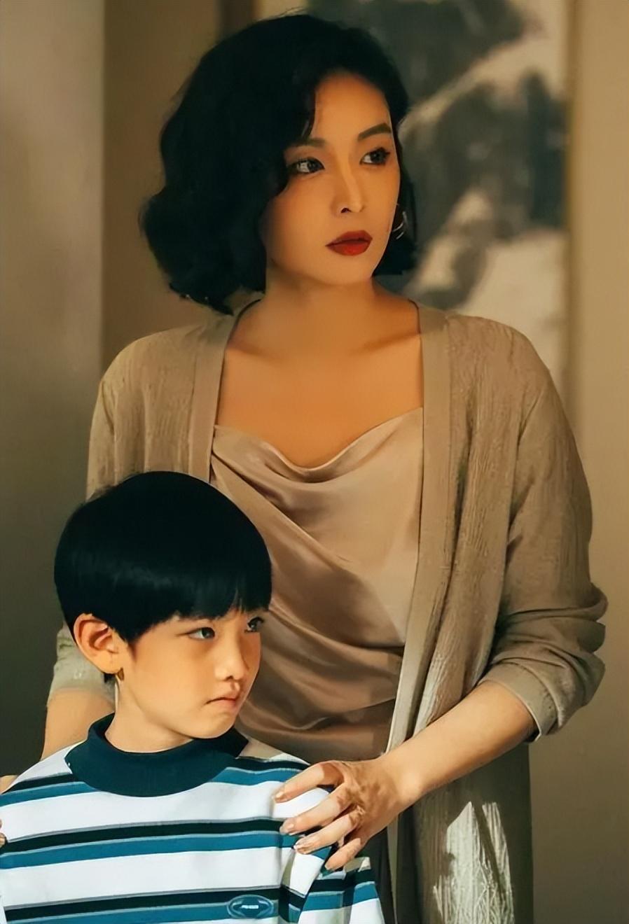 资本家的丑孩子又来拍戏了?没有颜值和演技的资源咖,太可怕!