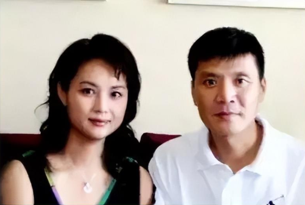 回顾茹萍:与丈夫因聚少离多而离婚,如今女儿也走上了她的老路