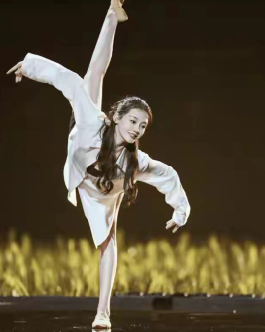 不务正业,陈丽君被黑惨了!普通人接住好运,有多难?