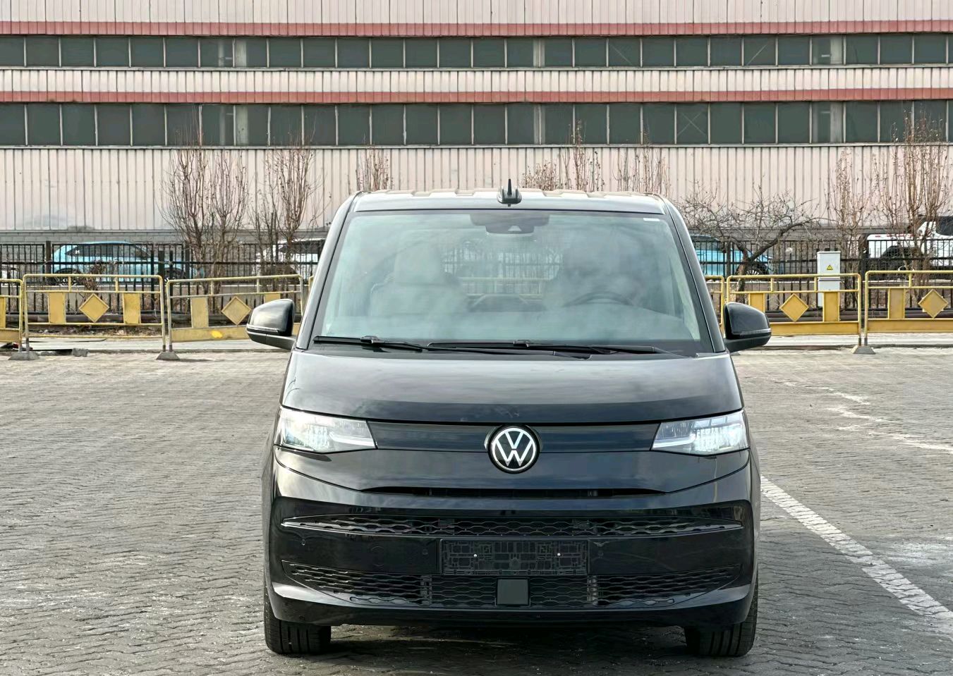 大众迈特威t7抵达国内港口