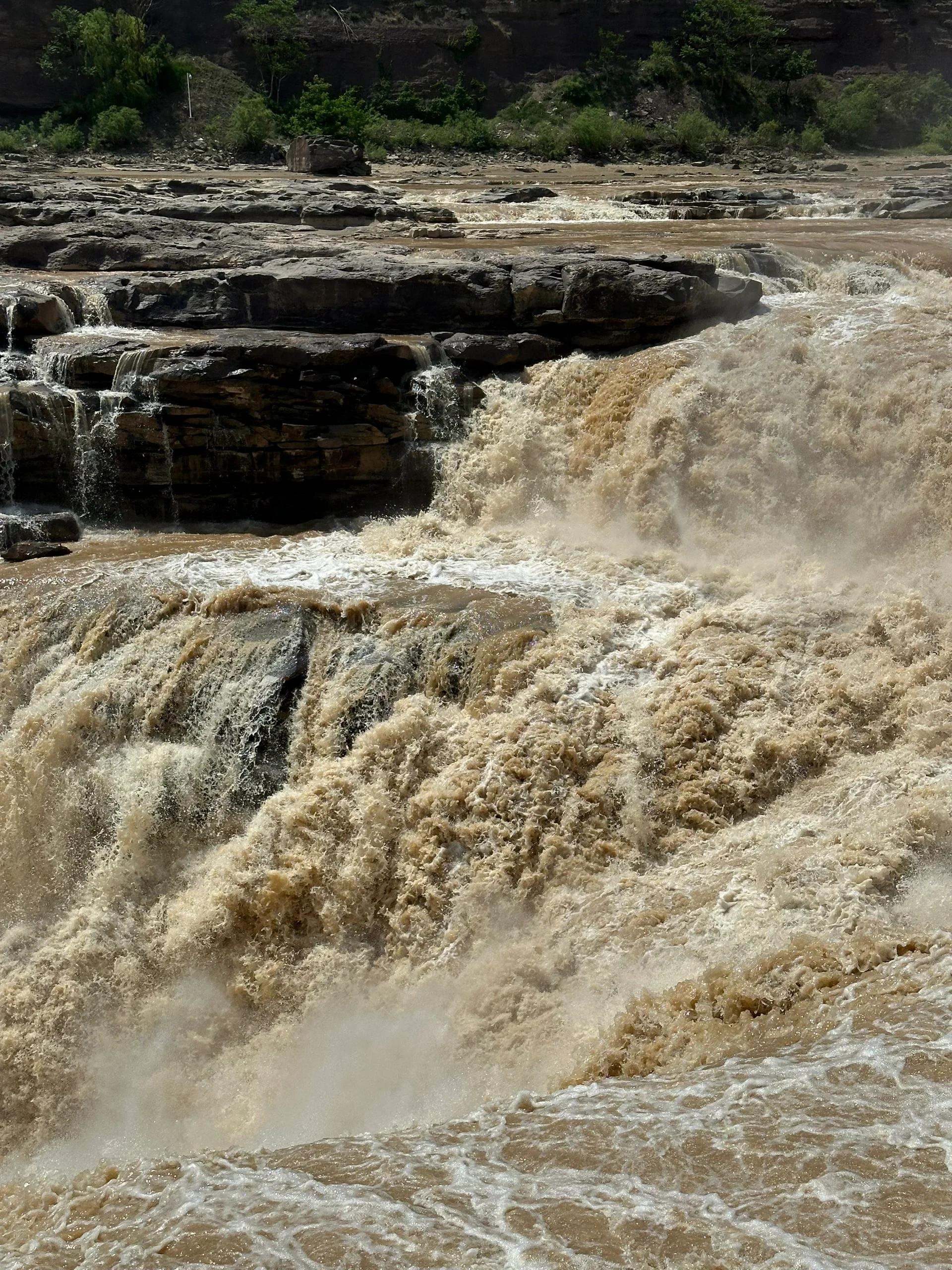 壶口瀑布旅游必看秘方  我来给大家分享一下我五一假期去壶口瀑布的