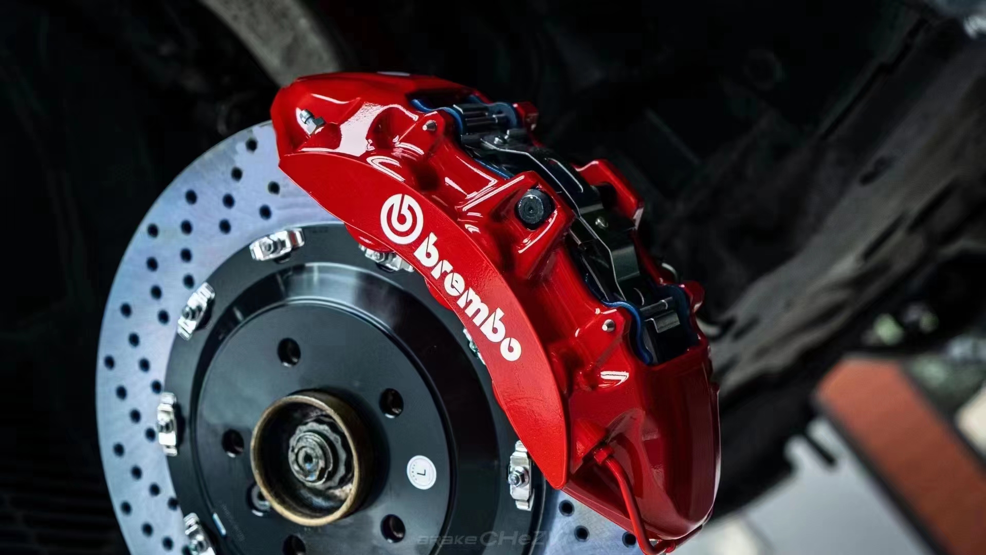 雷克萨斯lx570升级改装真假分辨原厂brembo布雷博前6后4卡钳代理