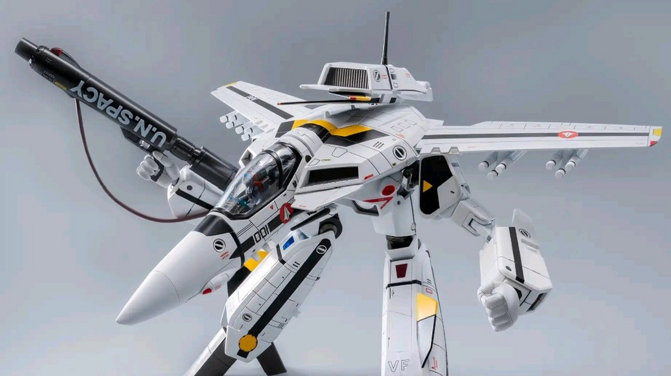 threezero推出robo道系列新作——太空堡垒vf-1s战机,源自经典动画