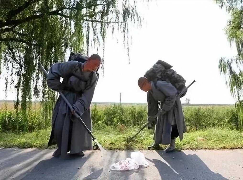 回顾辽宁一清贫寺庙,庙内皆女性,日睡4小时吃一餐,拒香客捐钱