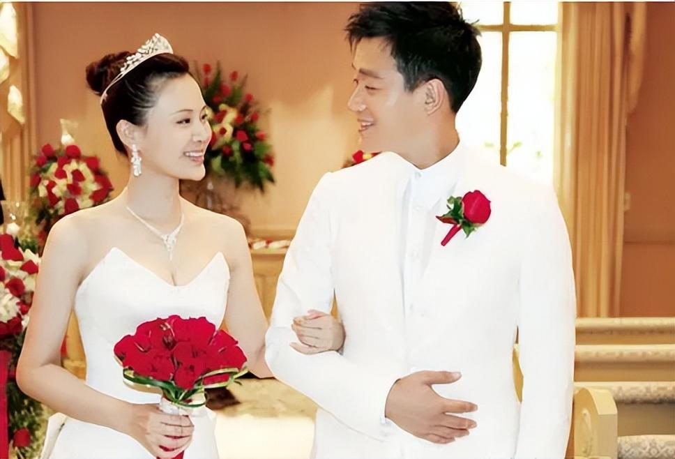 回顾拿孩子要挟,高攀佟大为?16年过去,才知道是佟大为高攀了她