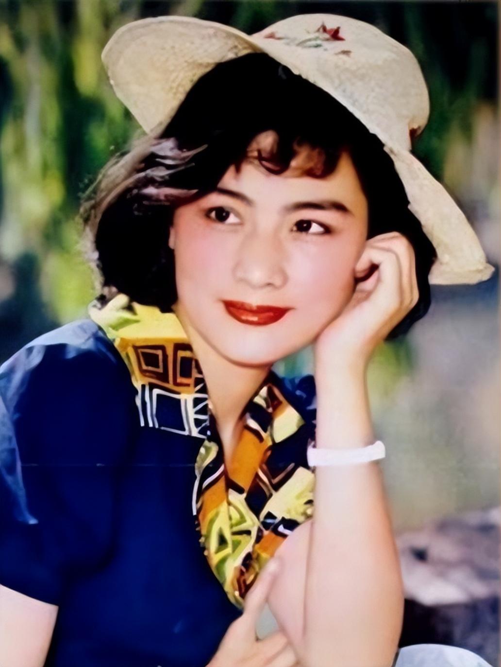 回顾演员赵娜:一婚嫁祝延平,二婚嫁杜志国,如今66岁单身一人