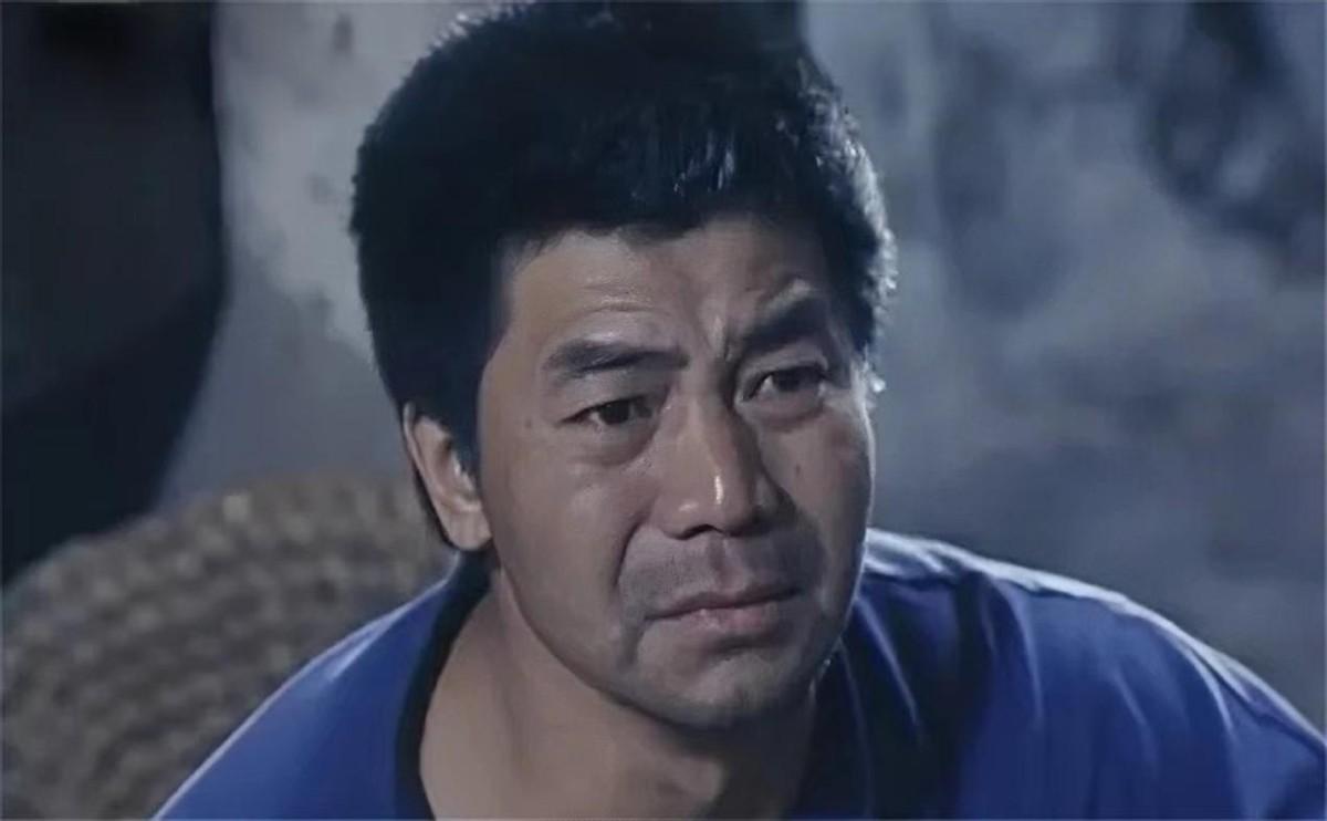 回顾:那个因《高山下的花环》走红的"梁三喜",如今怎样了