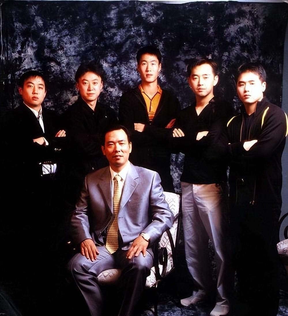 乒乓教父蔡振华,娶了一个"没心没肺"的妻子,儿子是当红男演员