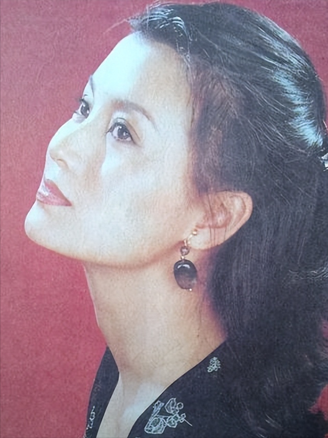 回顾史兰芽:前男友是巍子,与刘斌离婚,带儿嫁给了大13岁的李幼斌