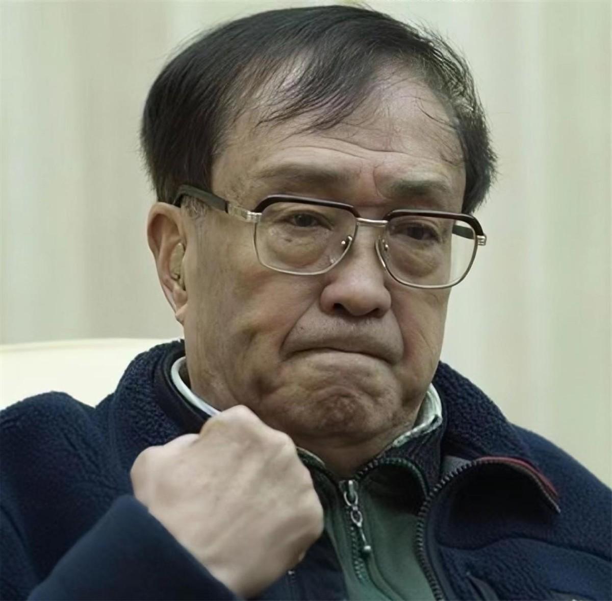 回顾:4个子女3个智障,正常的孩子患癌离世,谢晋一生比黄连还苦