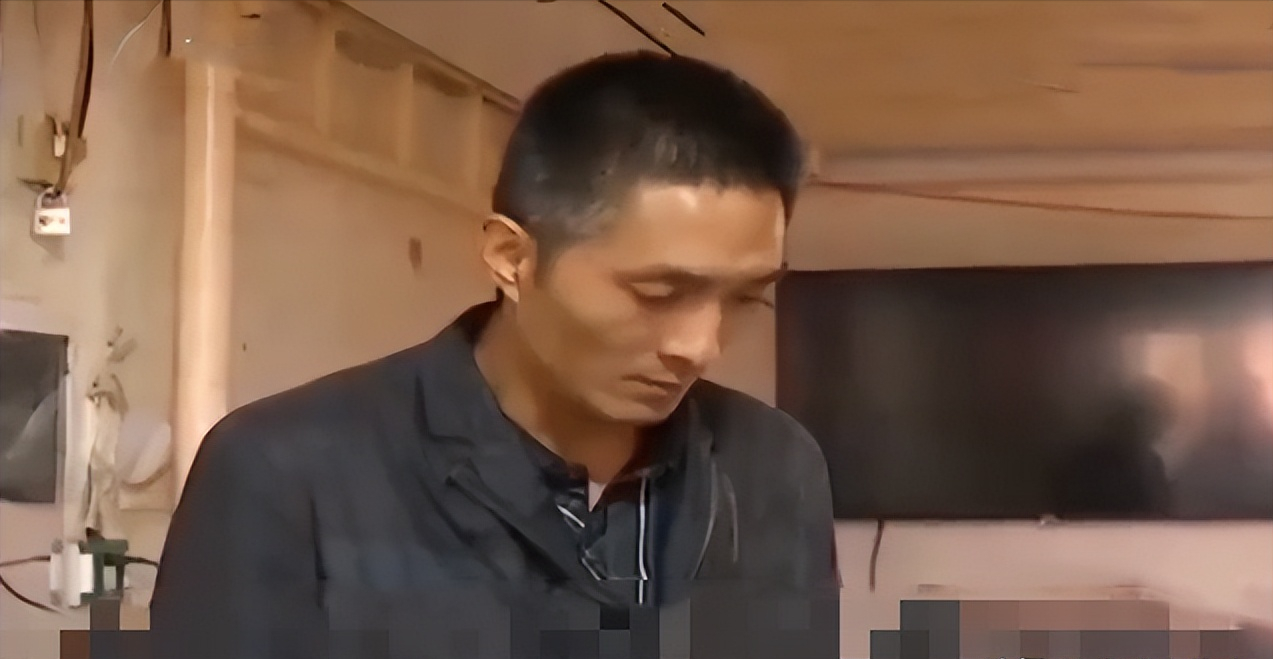 原来在2008年年初的时候,大女儿小兰就和大女婿小鹏恋爱了,但冯大妈想