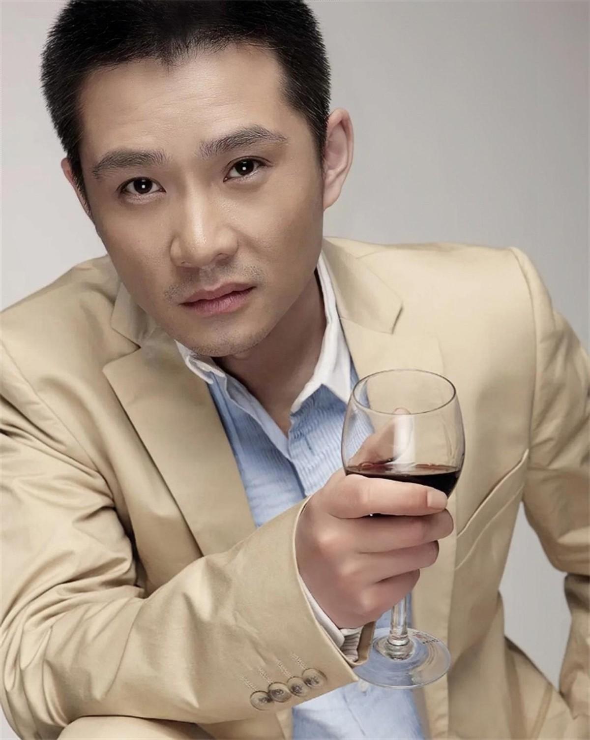 回顾任帅:现实中娶了"德华",恩爱21年无绯闻,幸福美满