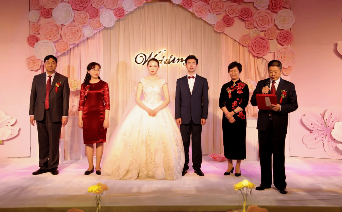 岳母过寿,妻子给三万礼金,当晚婆婆的一条朋友圈,毁了8年婚姻