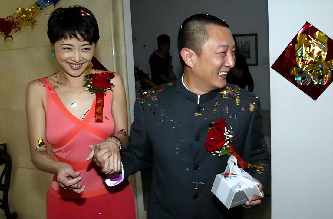 回顾刘蓓的情史:带二夫的孩子和一夫复合,继子张若昀让她很苦恼