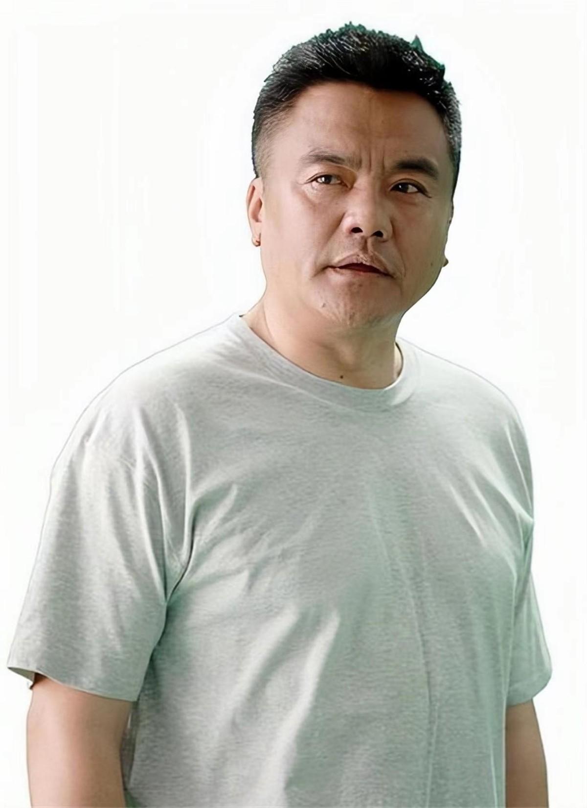 回顾戏骨张秋歌:两段婚姻无儿无女,与母亲关系也不和,生活惬意