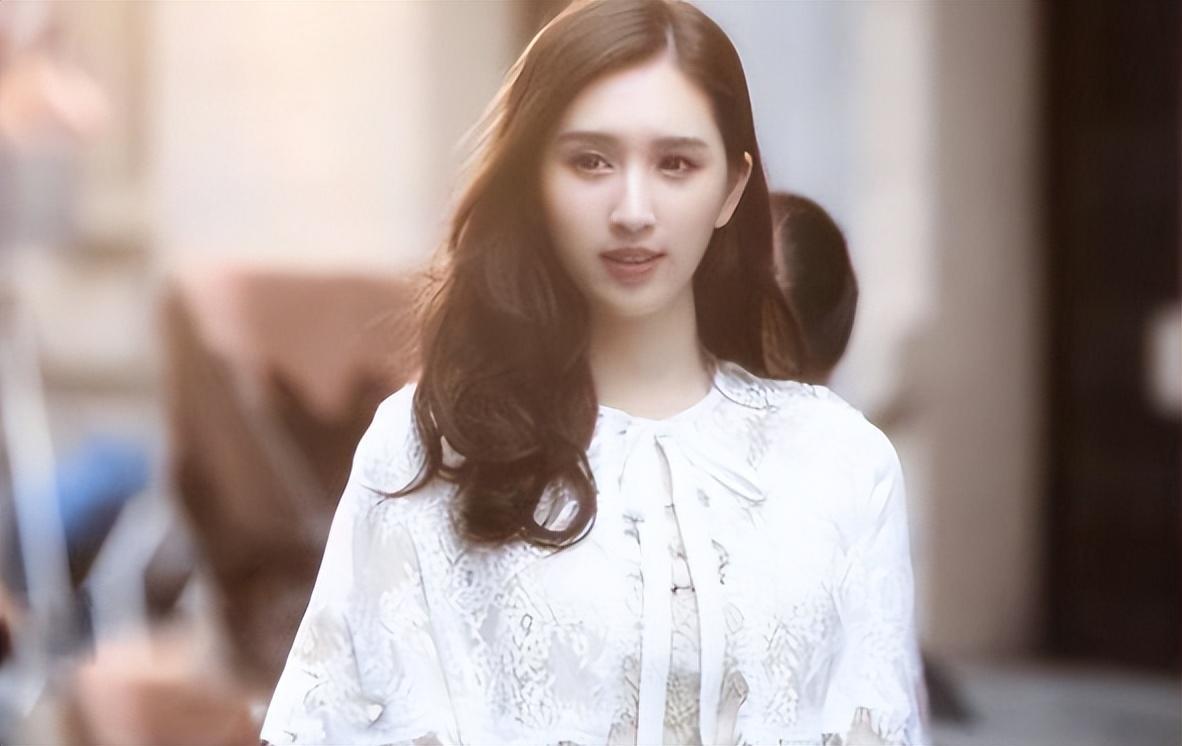 她曾是体操女神,退役后与大51岁的干爹谈恋爱!亲爹竟然是媒人