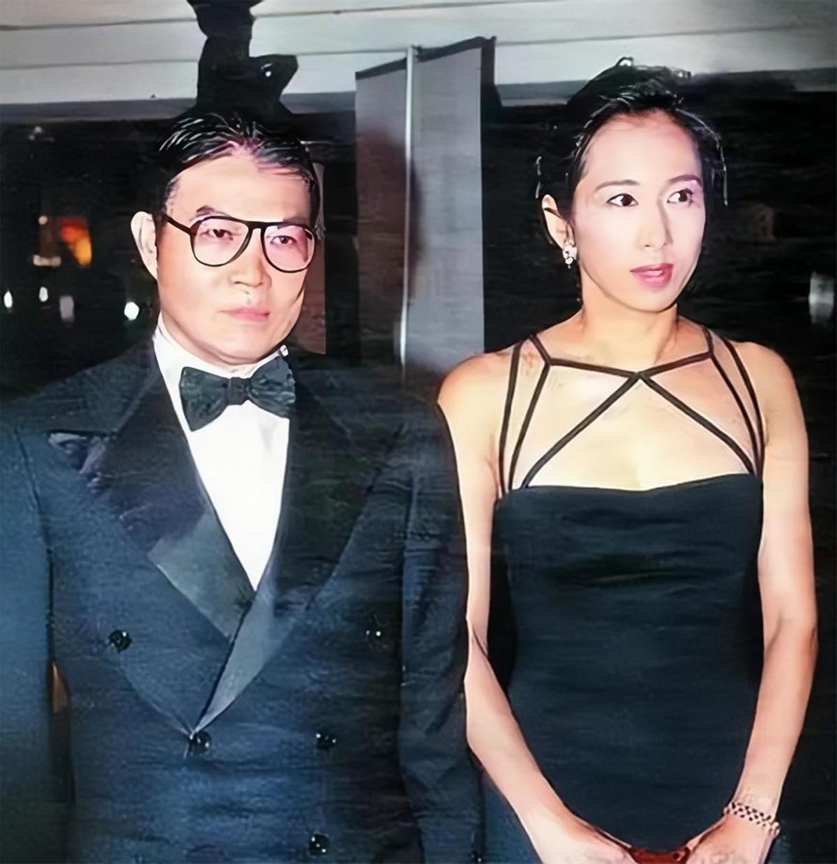 回顾朱玲玲:一家三姐妹,两个姐姐比她还美,老公一个比一个有钱