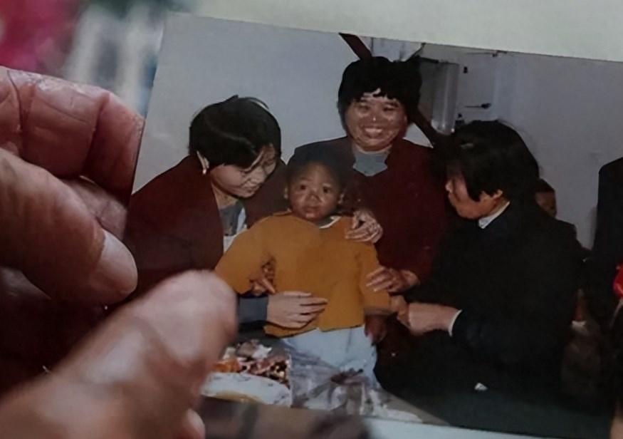 情况糟糕的小黑娃