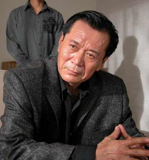 回顾《永不瞑目》演员现状差距大,女主"消失",男配成顶流