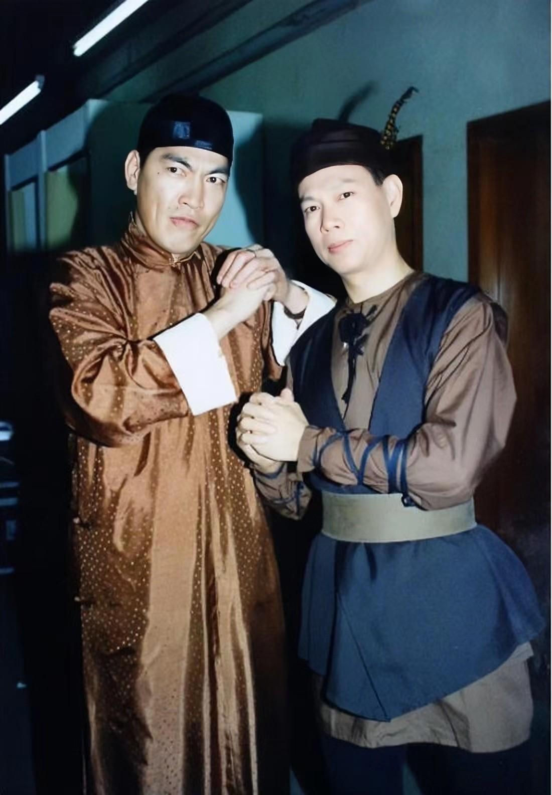 回顾:从月薪60到一天50万,一生重情重义,却唯独痛恨周星驰