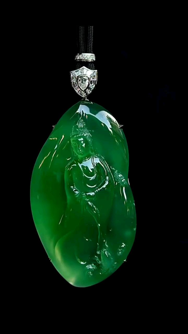 翡翠玻璃底睛水绿自在观音