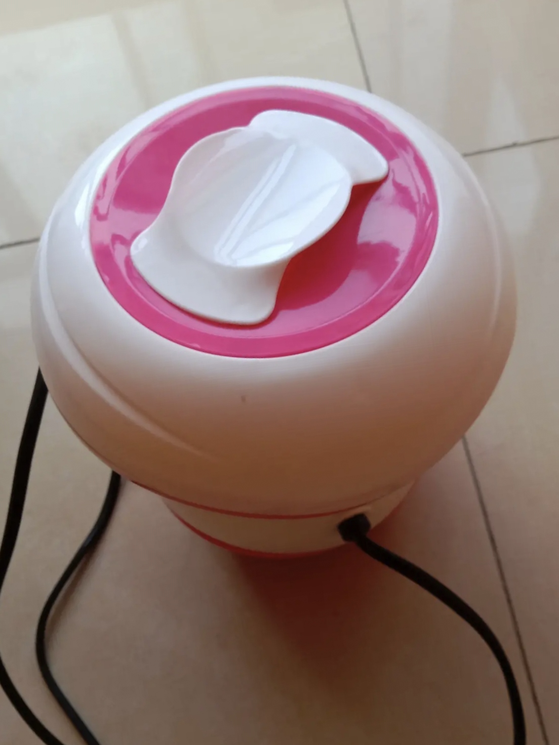 尼玛开了一夜早晨灭蚊灯里不见一个蚊子这玩意到底效果好在哪里呢?