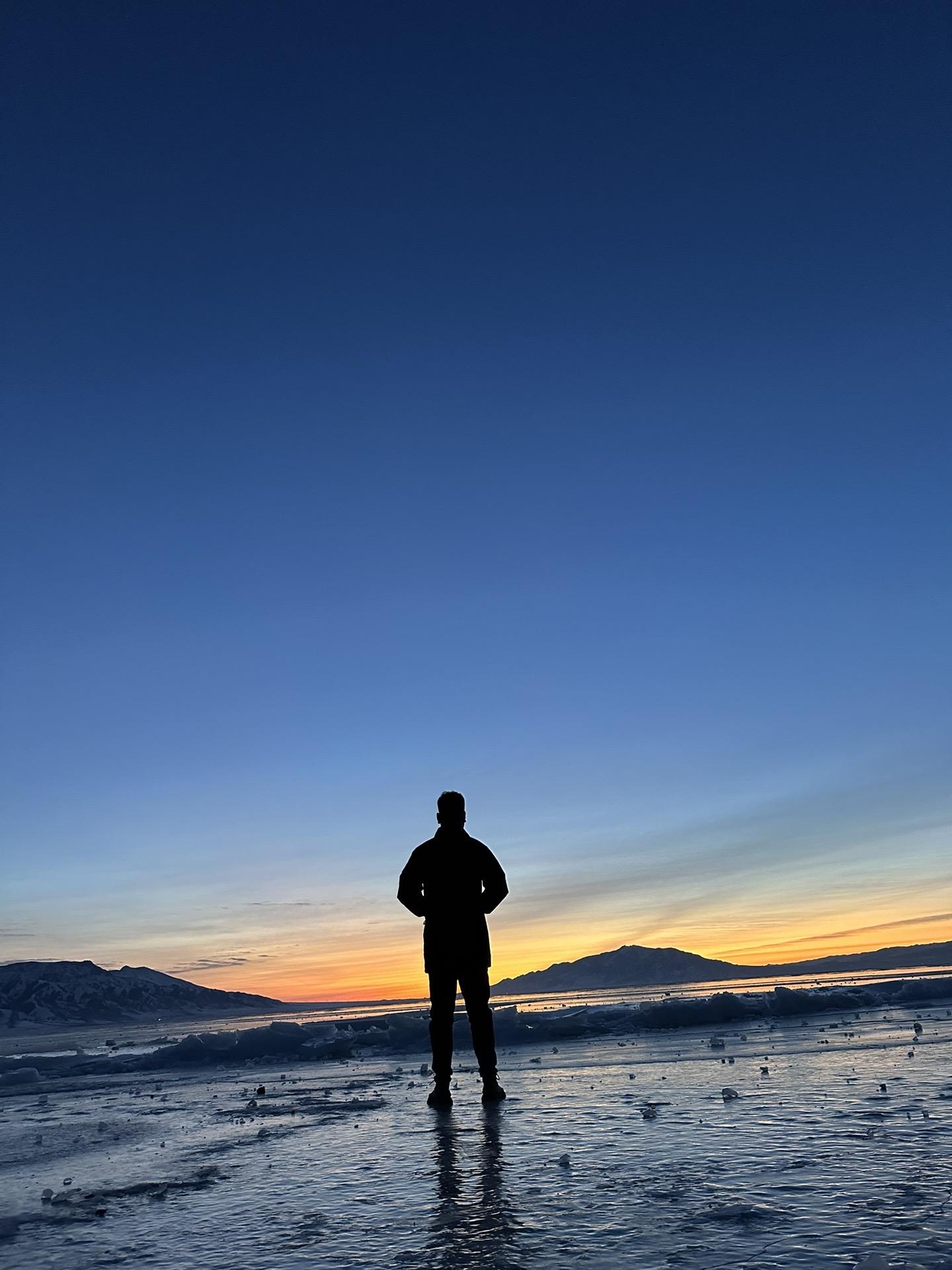 想赚钱,想成事,啥都不用研究,先研究自己,所谓事在